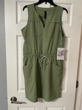 Kyodan Sage V-Notch Sleeveless Utility Dress